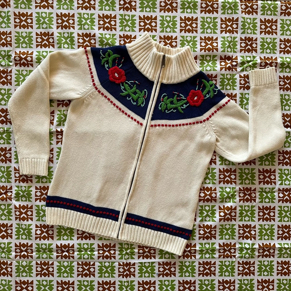 Retro-inspired zip-up sweater